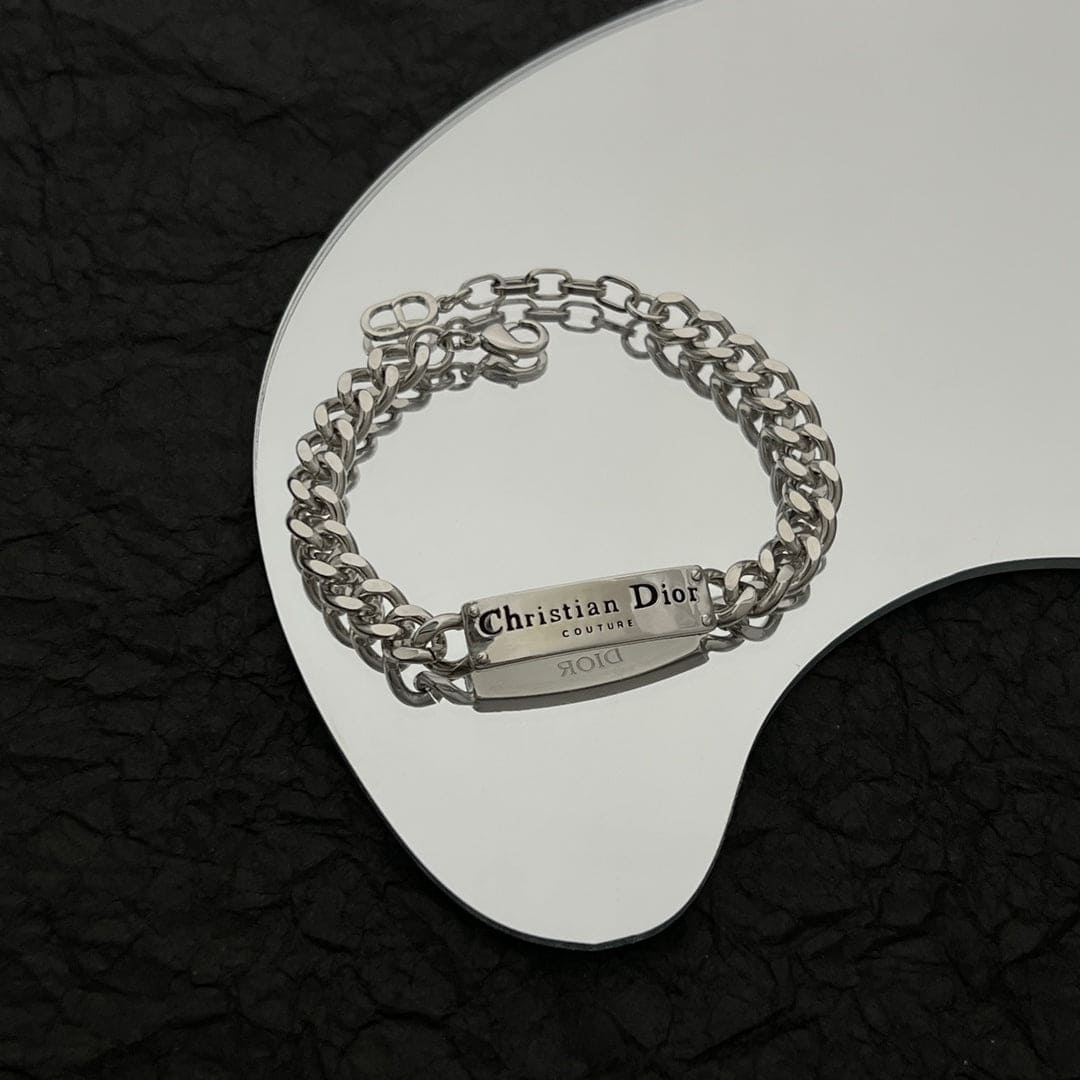 18K CD Couture Chain Link Bracelet