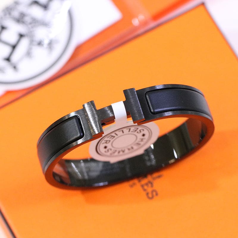 18K Clic HH So Black Bracelet