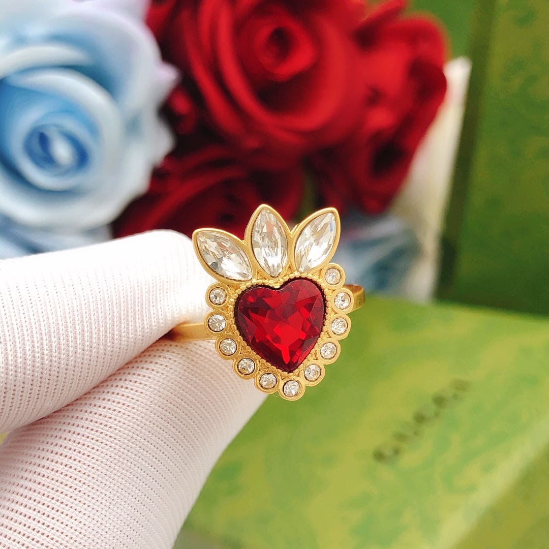 18K GG Crystal Heart Ring