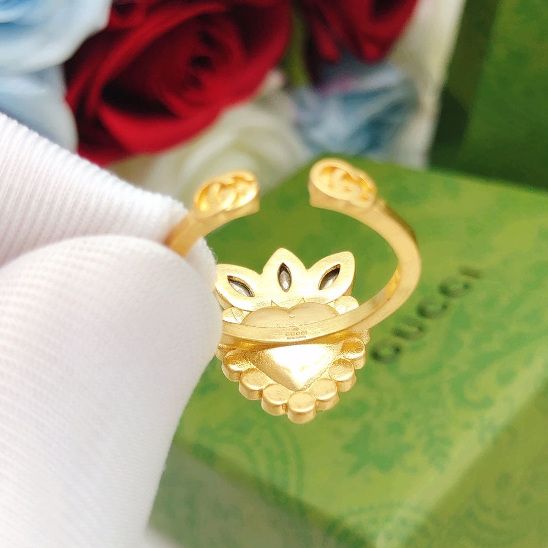 18K GG Crystal Heart Ring