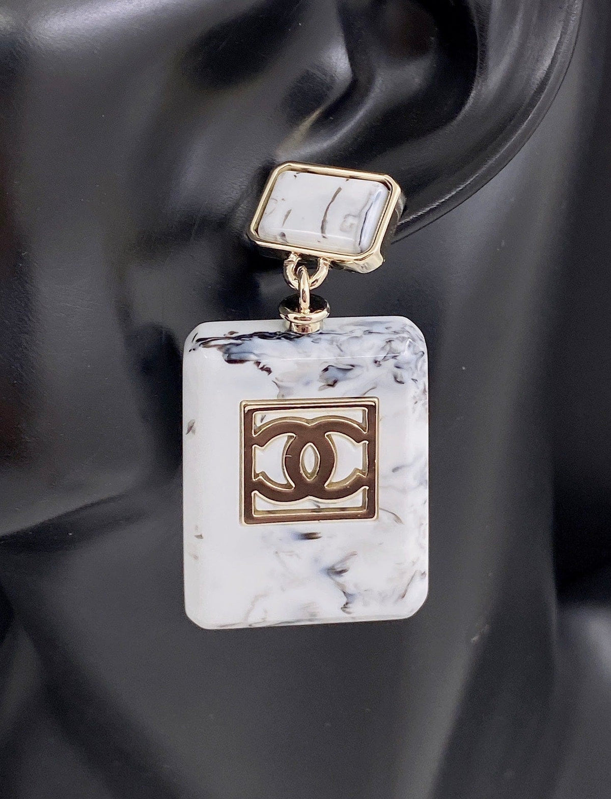 18K CC Eternal No??5 Earrings