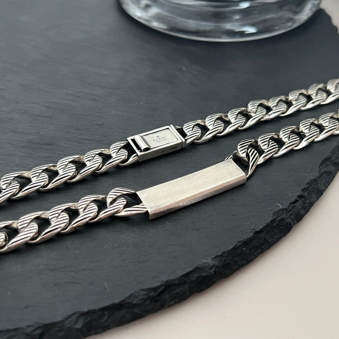 GG Logo Enamel Chain Necklace