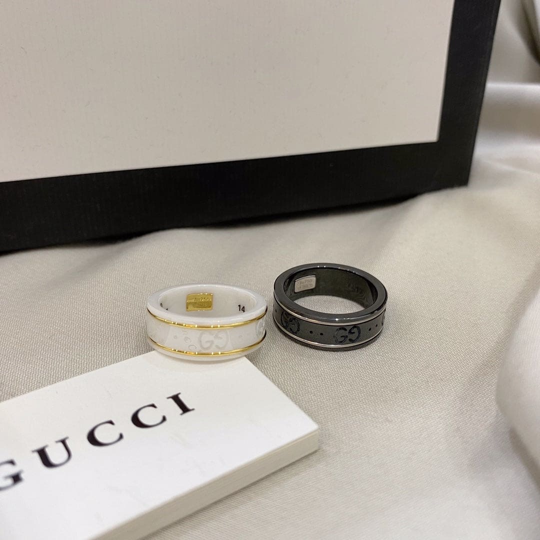 18K GG Icon White Zirconia Ring