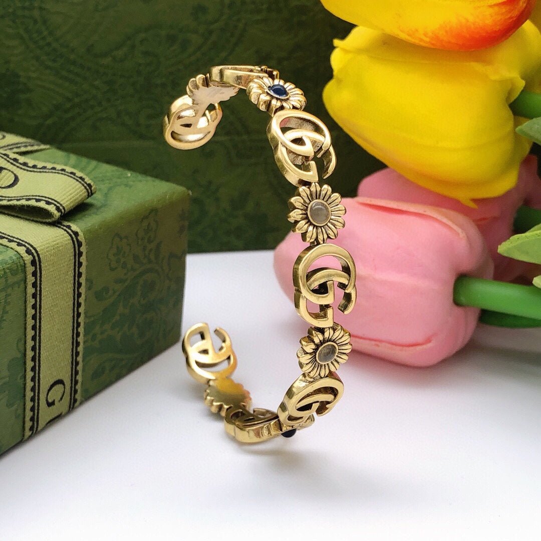 18K GG Flowers Open Cuff Bracelet