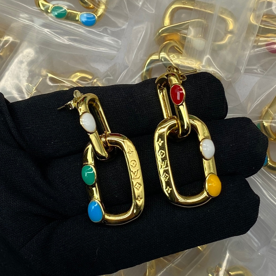 18K Louis x YK LV Edge Painted Dots Earrings
