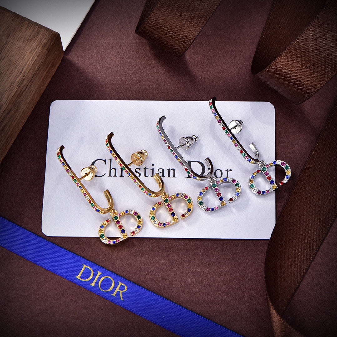 18K CD 30 Montaigne Crystals Earrings