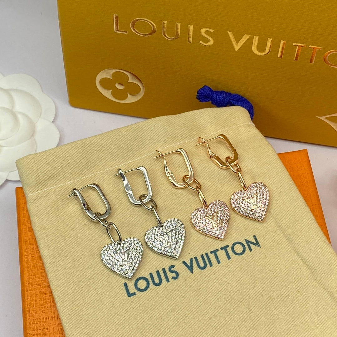 18K Louis Diamond Heart Earrings