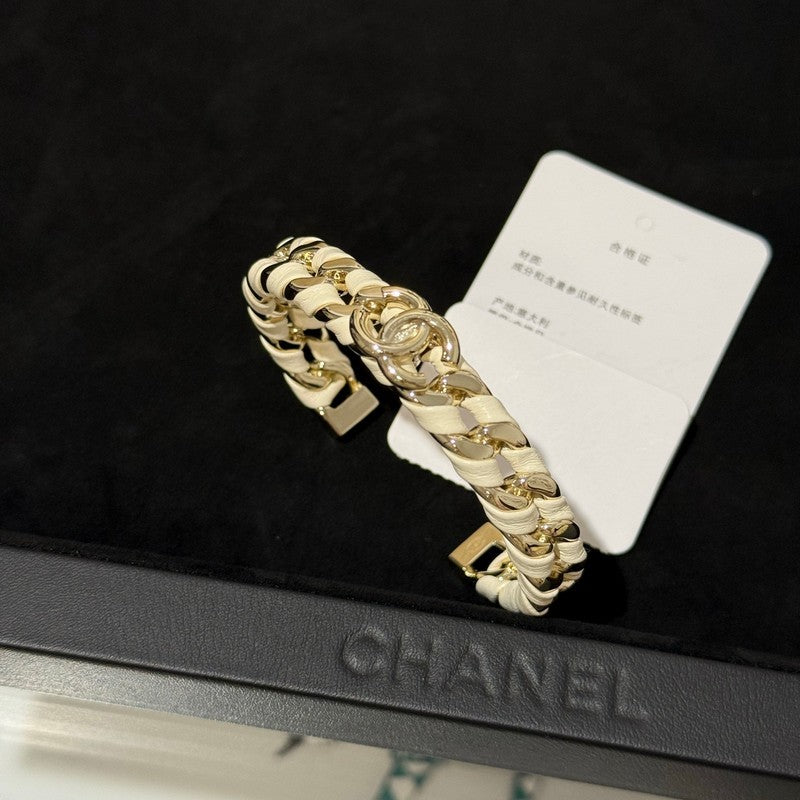 18K CC 26C Brown Open Cuff Bracelet