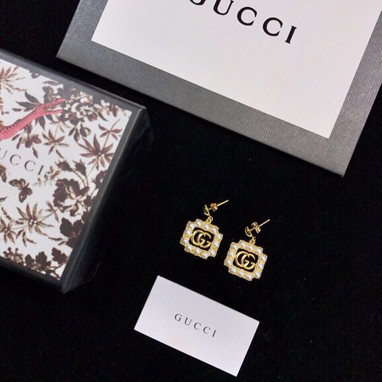 18K GG Square Pearl Earrings