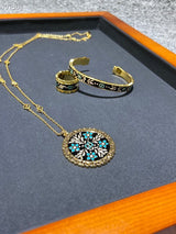 18K GG Iconic Floral Pendant Necklace