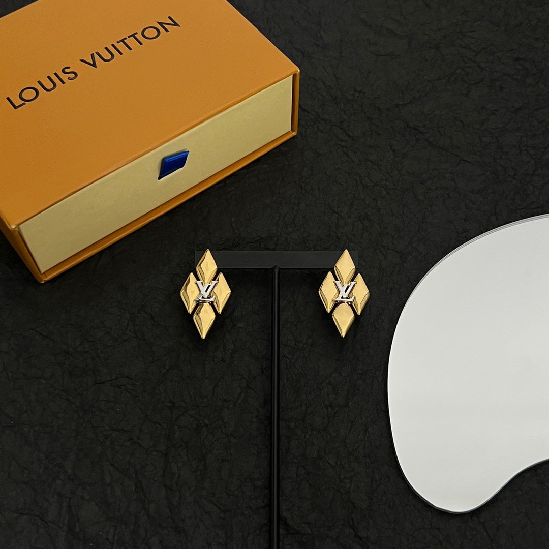 18K Louis GO-14 Earrings