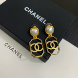 18K CC Black & White Pearl Gold Earrings