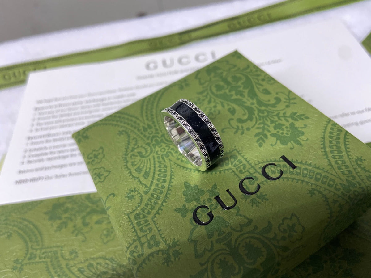 GG Interlocking G Black Enamel Ring