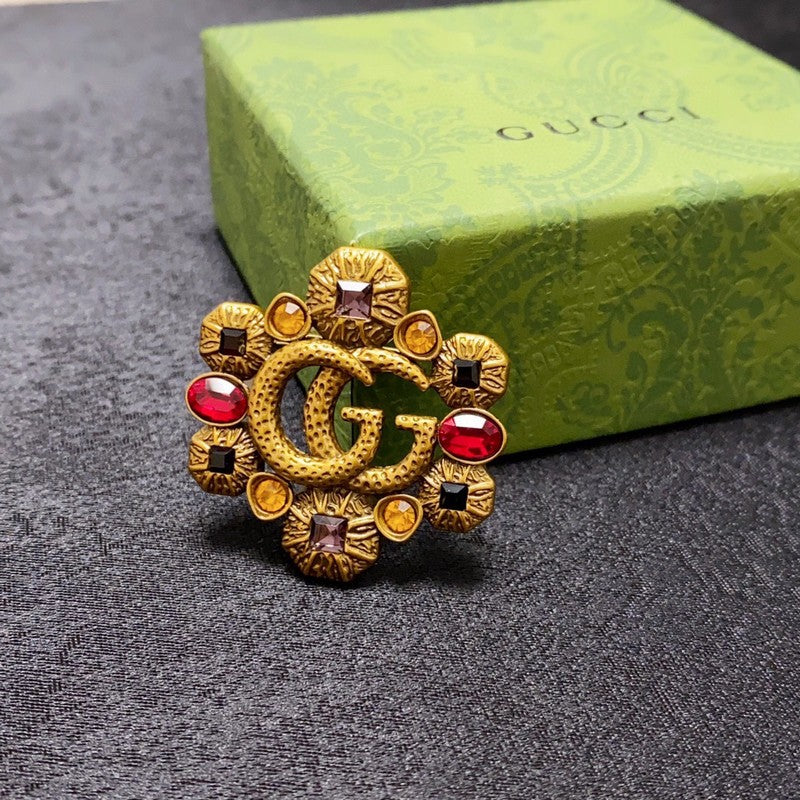 18K GG Flower Crystal Brooch
