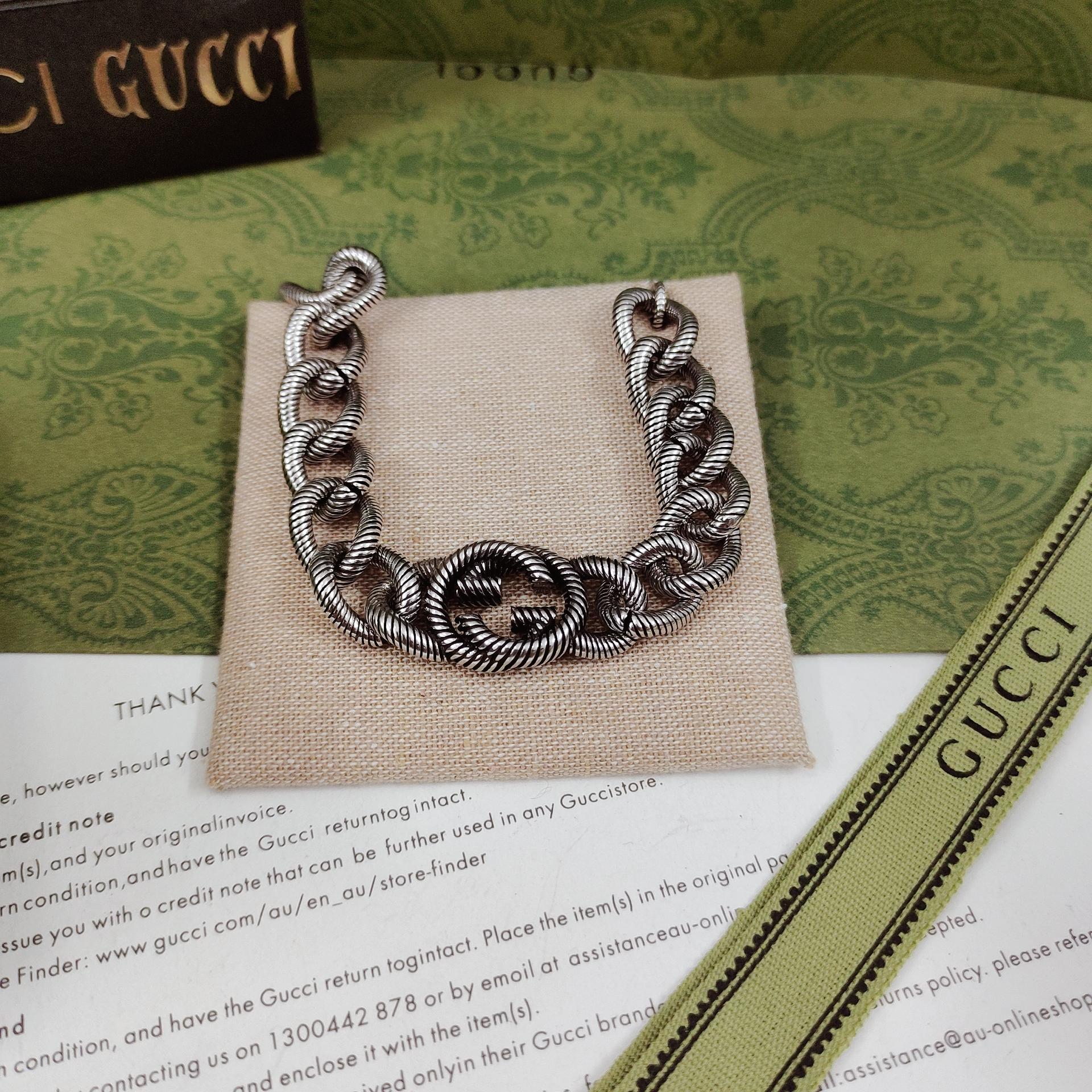 GG Interlocking G Bracelet