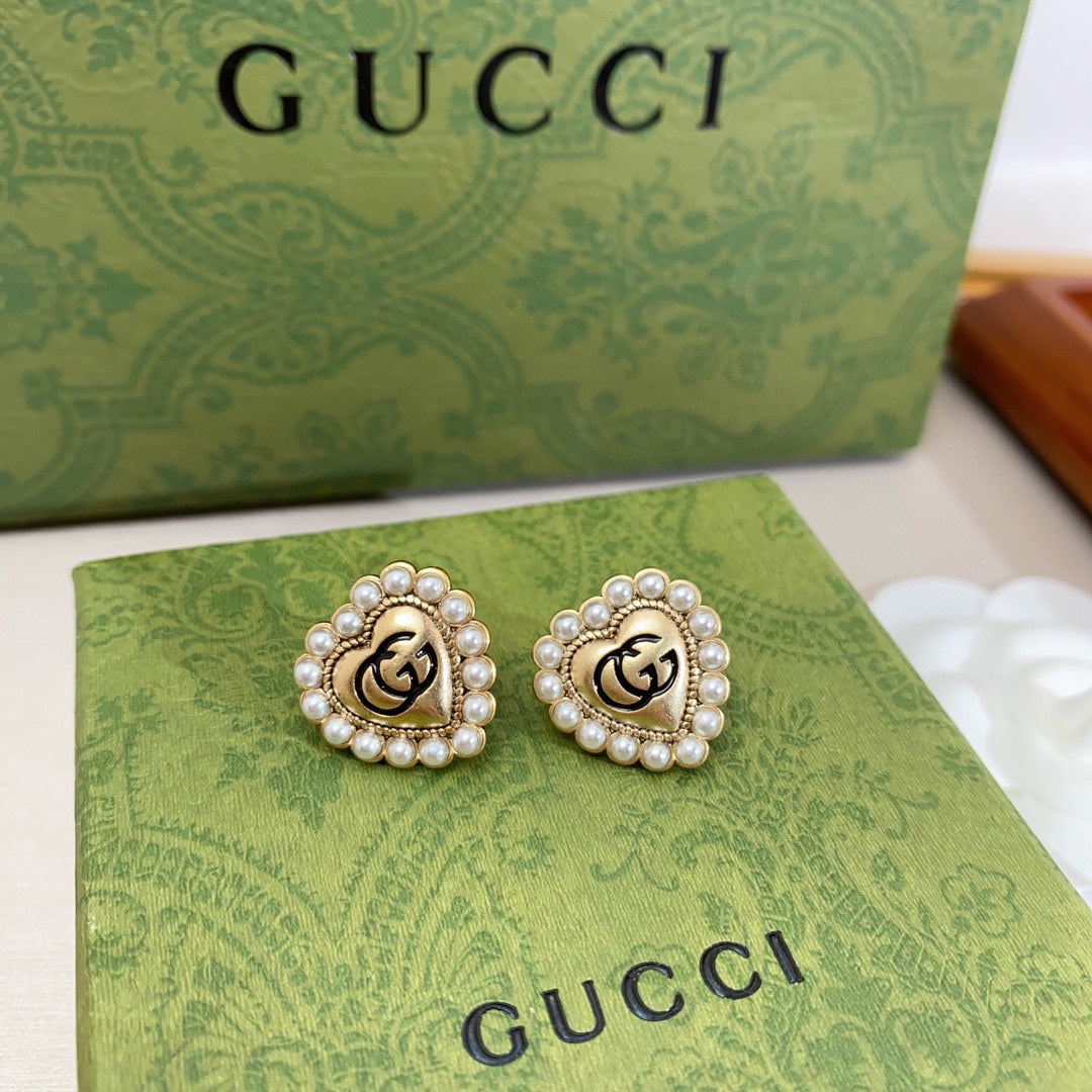 18K GG Heart Pearl Earrings