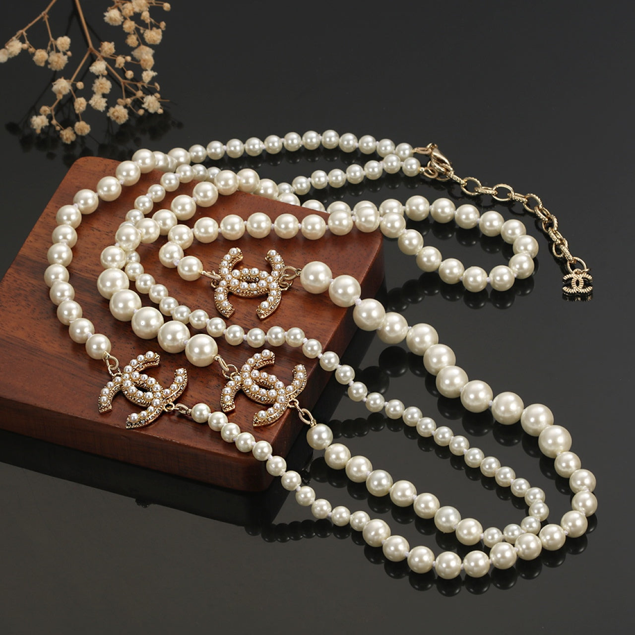 18K Chanel Long Pearls Necklace