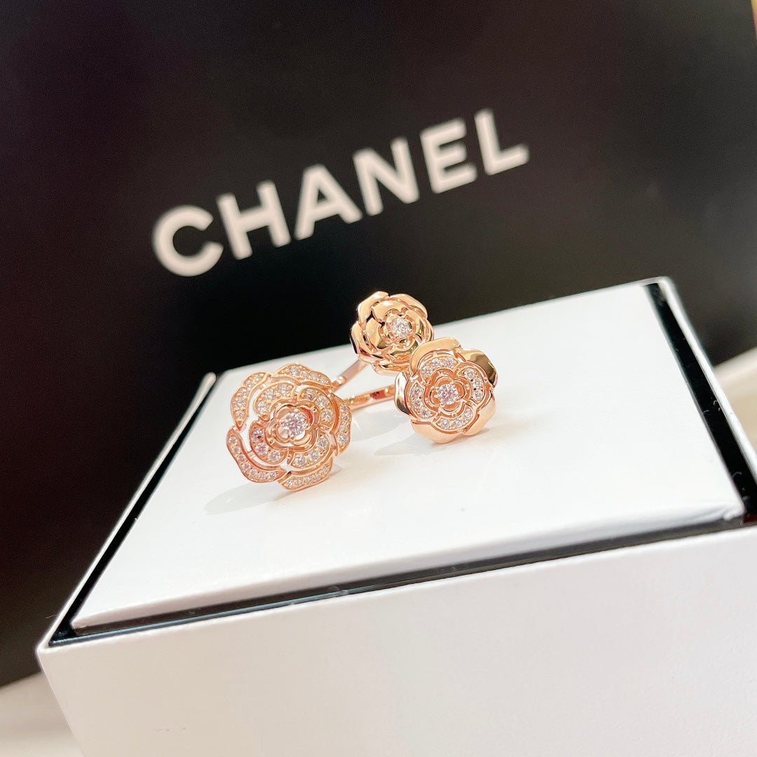 18K CC Extrait De Cam¡§|lia Ring