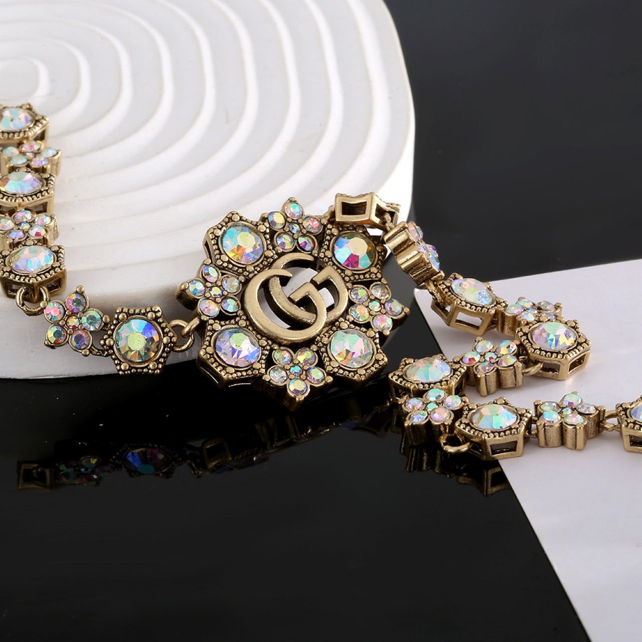 18K GG Crystals Chain Choker Necklace