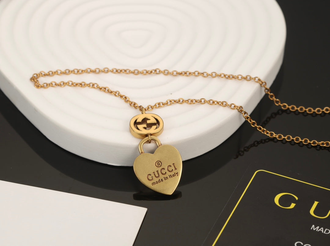 18K GG Heart Pendant Necklace