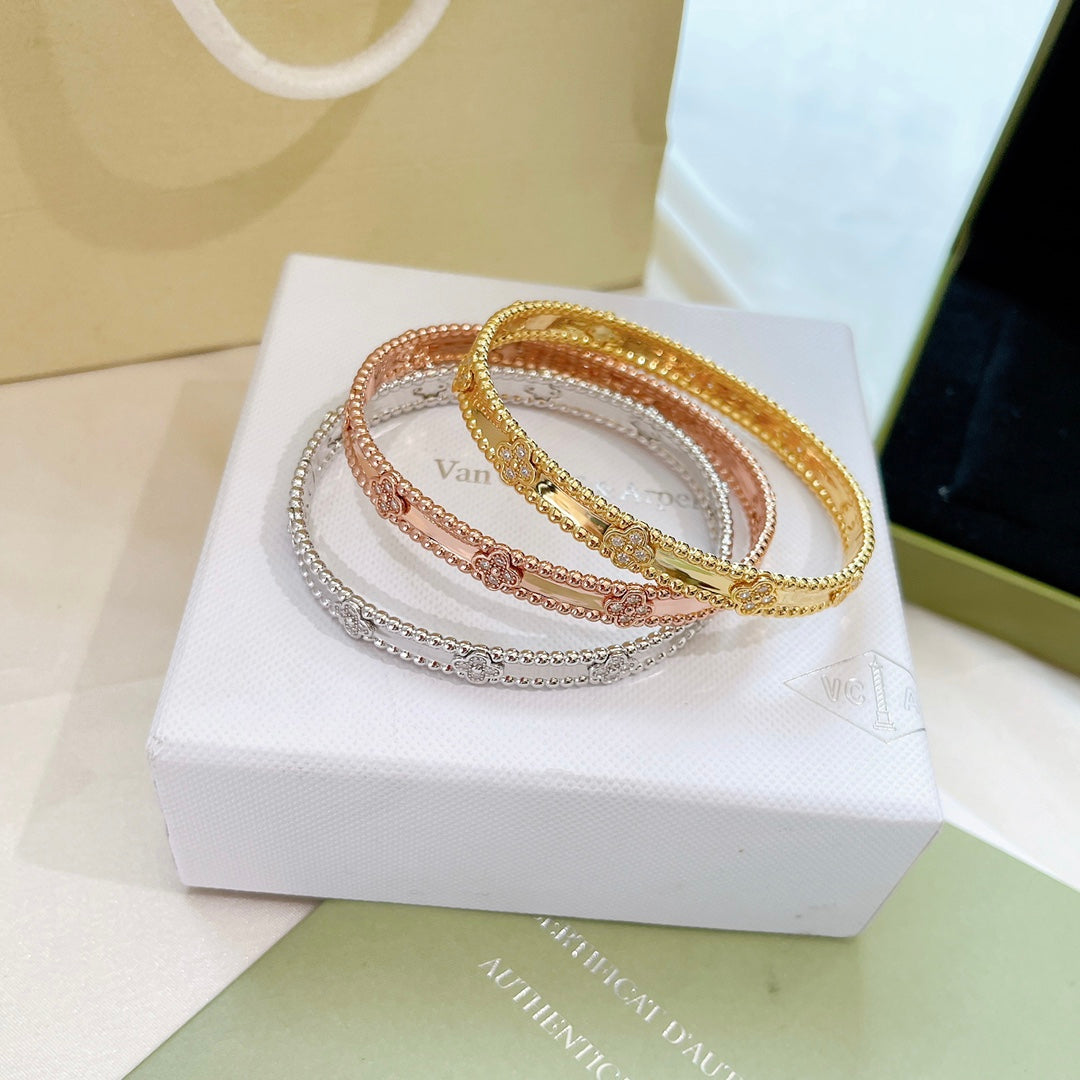 18K Rose Gold Perlée Sweet Clovers Small Bracelet