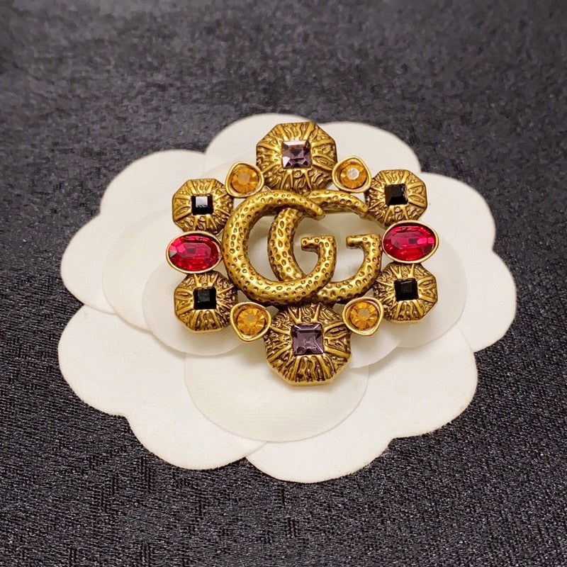 18K GG Flower Crystal Brooch