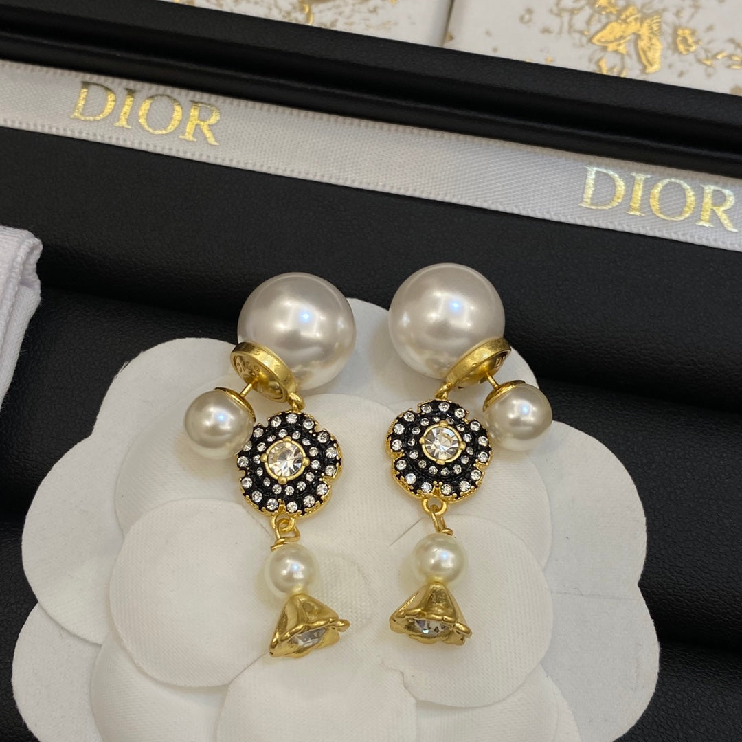 18K CD Tribales Earrings