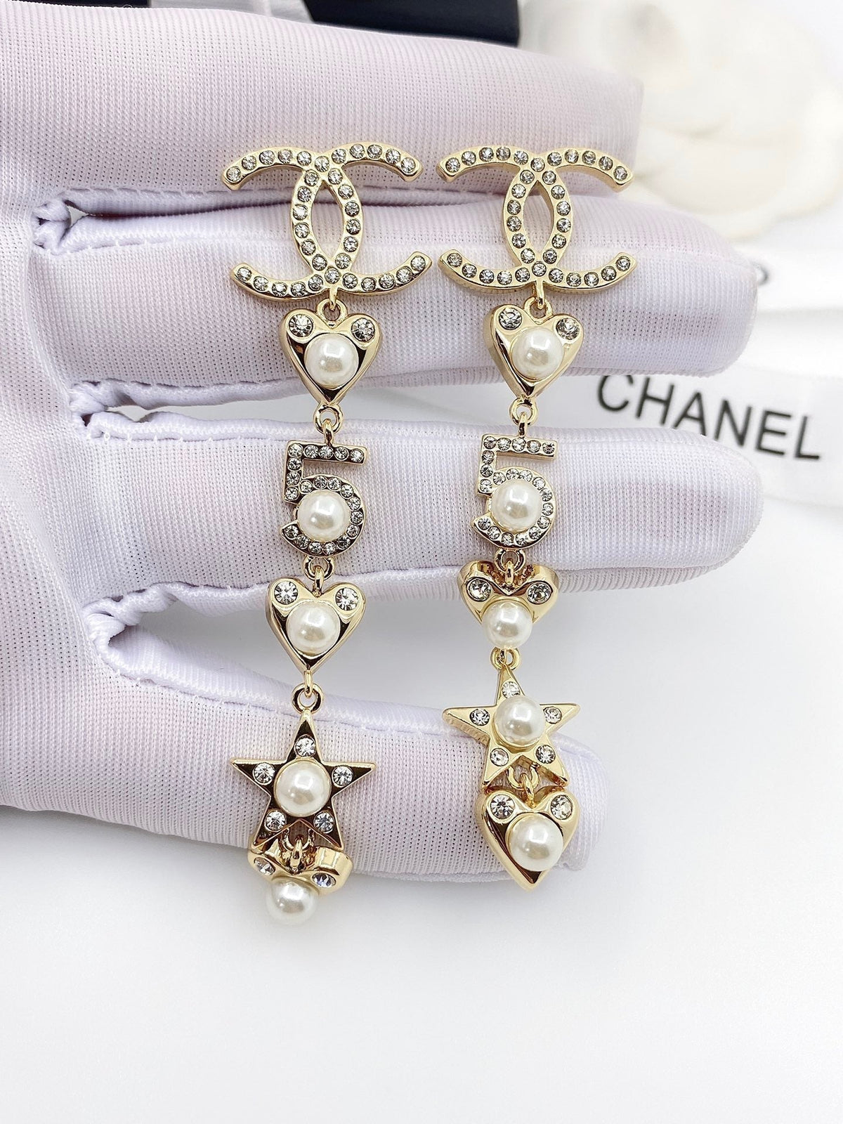 18K CC Pearl Heart Earrings