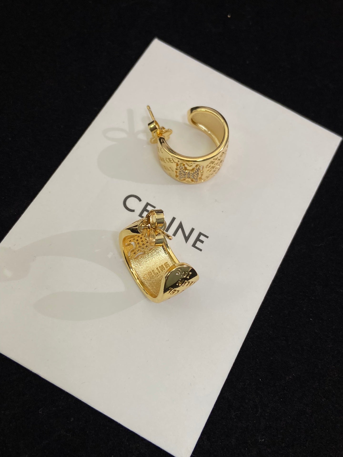 18K Triomphe Diamonds Earrings