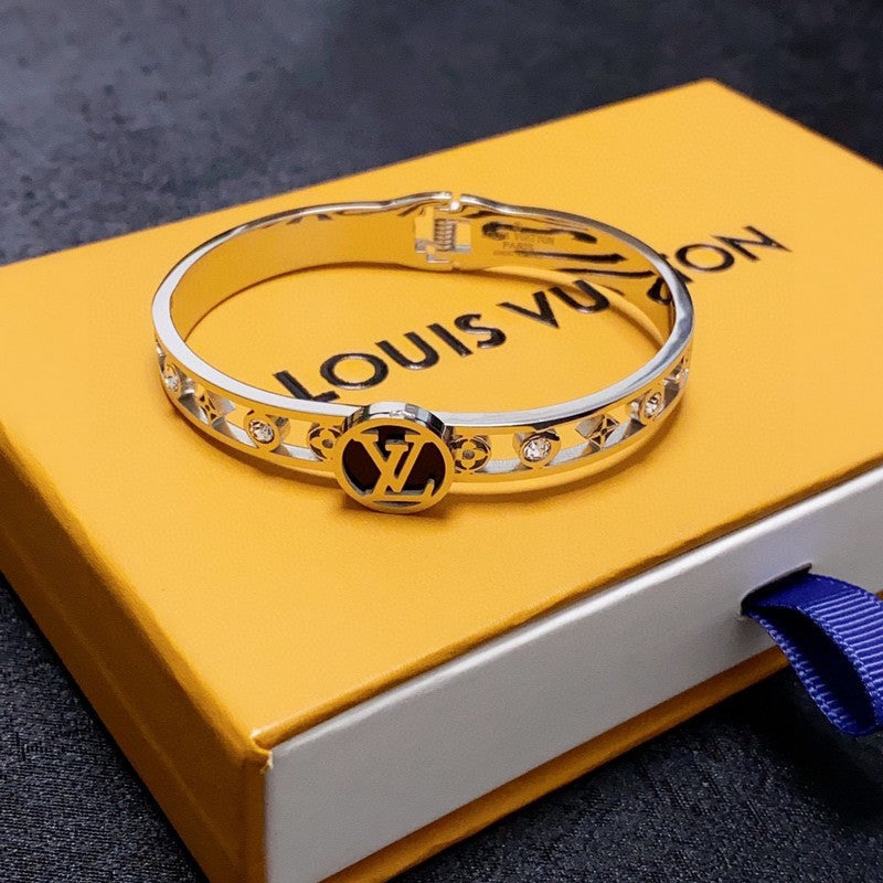 18K Louis Diamond Bracelet