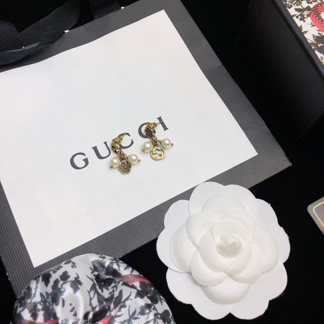 18K GG Flower & Pearl Pendant Earrings