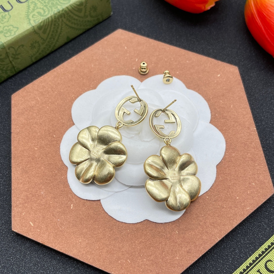 18K GG Color Crystals Flower Earrings