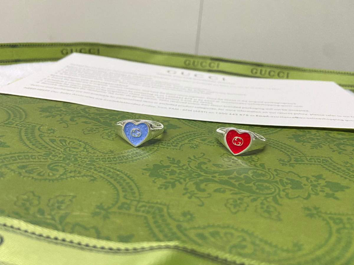 GG Interlocking G Blue Enamel Heart Ring