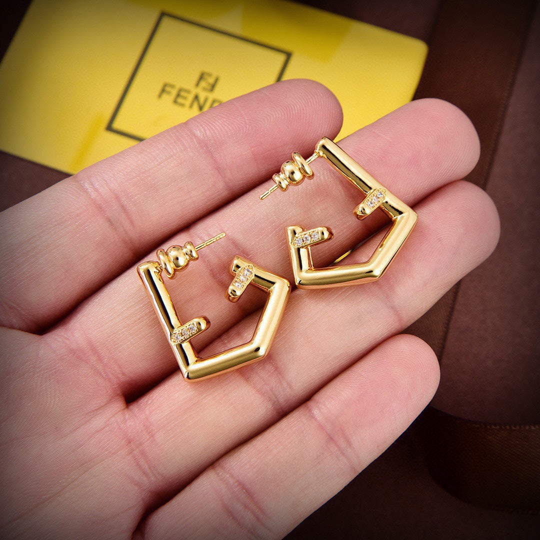 18K F First Earrings