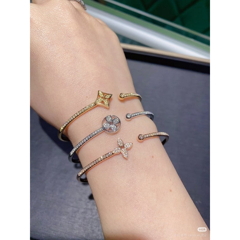 18K Louis Blossom Gold Bracelet