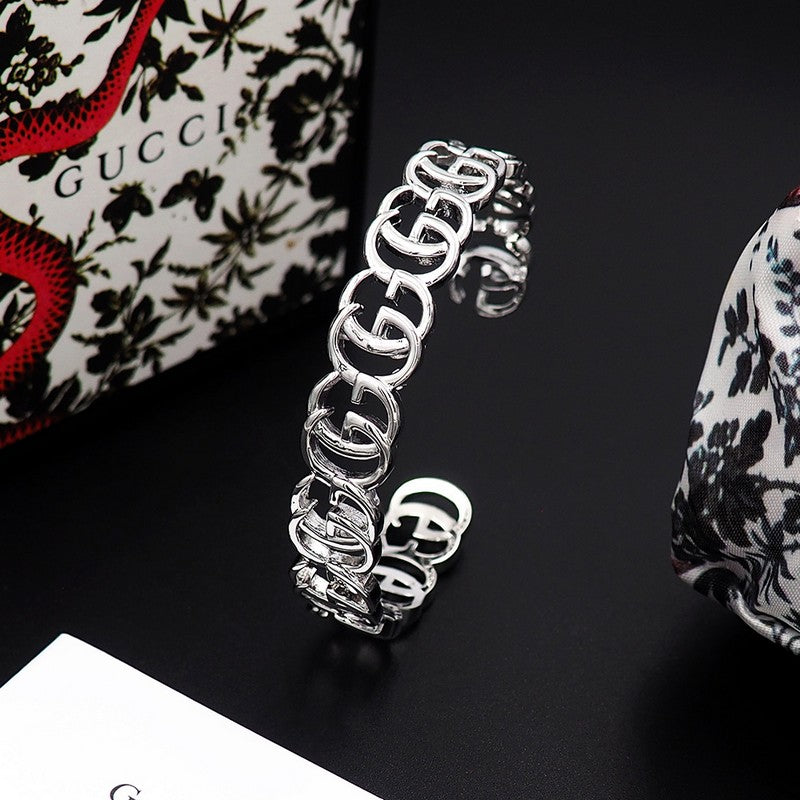 18K GG Cuff Bracelet
