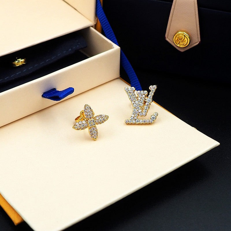 18K Louis Iconic Tresor Earrings