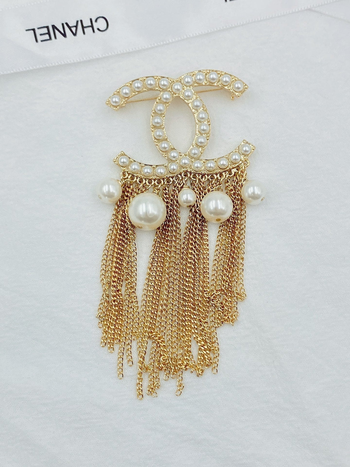 18K CC Pearl Tassel Brooch