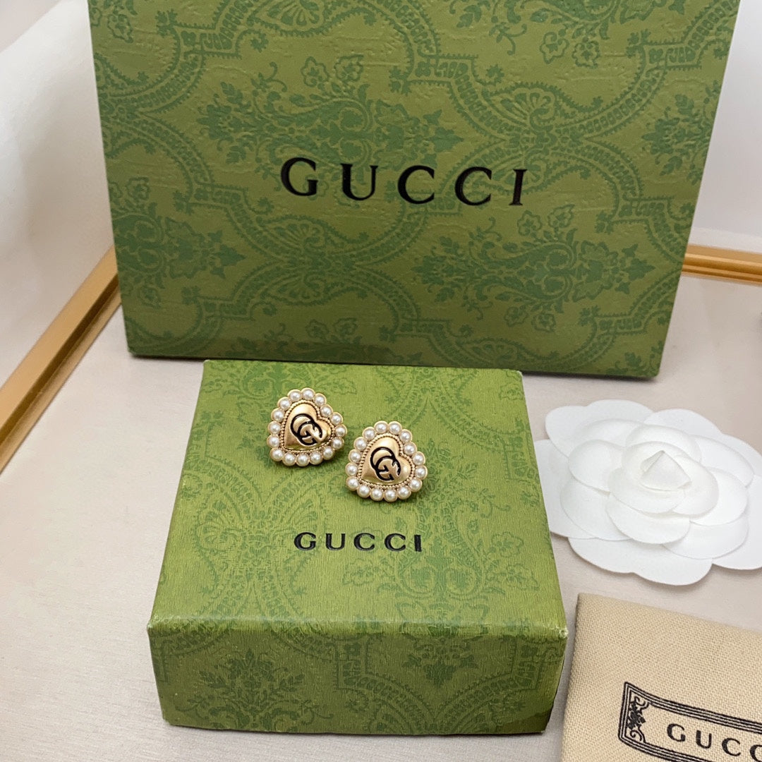 18K GG Heart Pearl Earrings