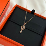 18K Gambade Pendant H Necklace