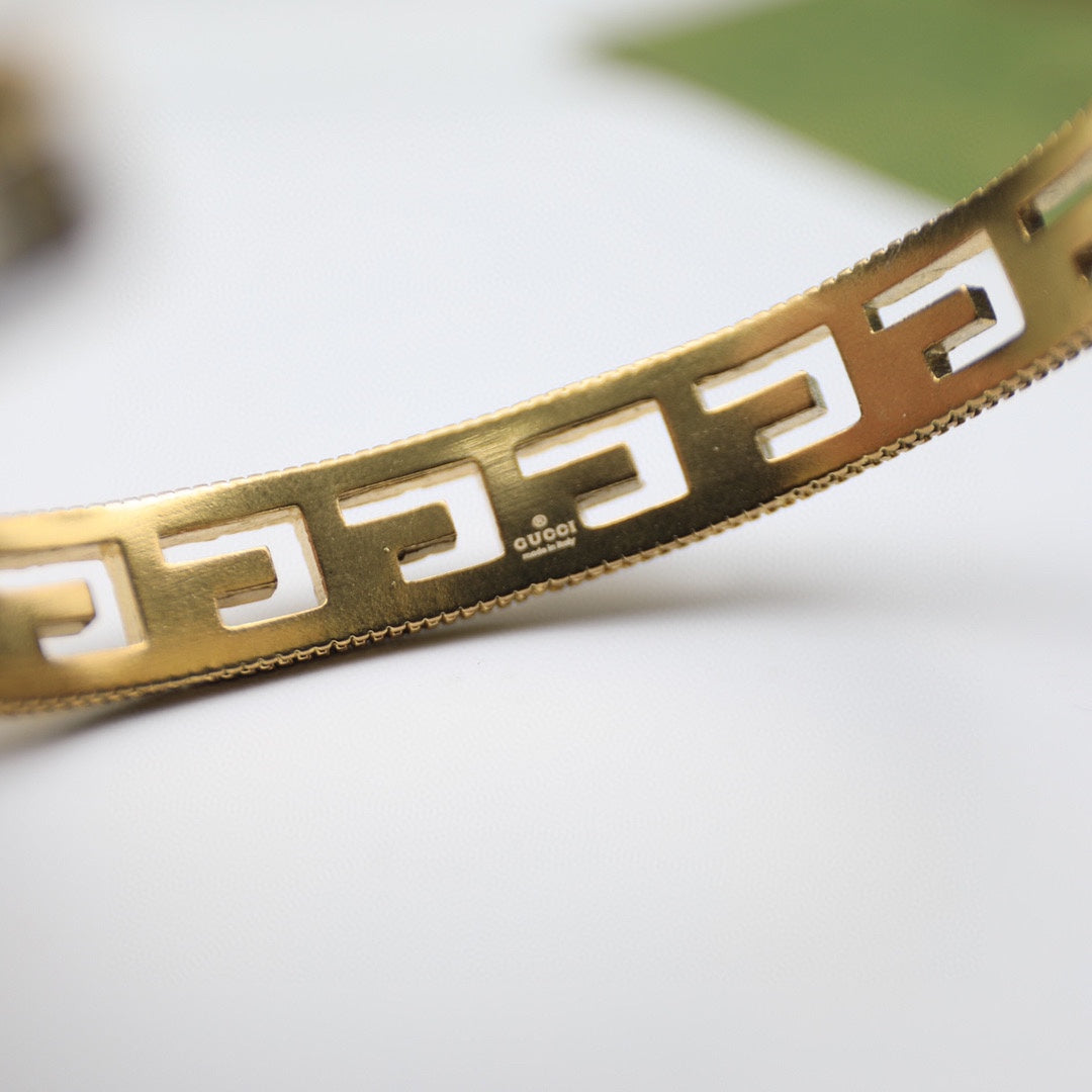 18K GG Cube Bracelet