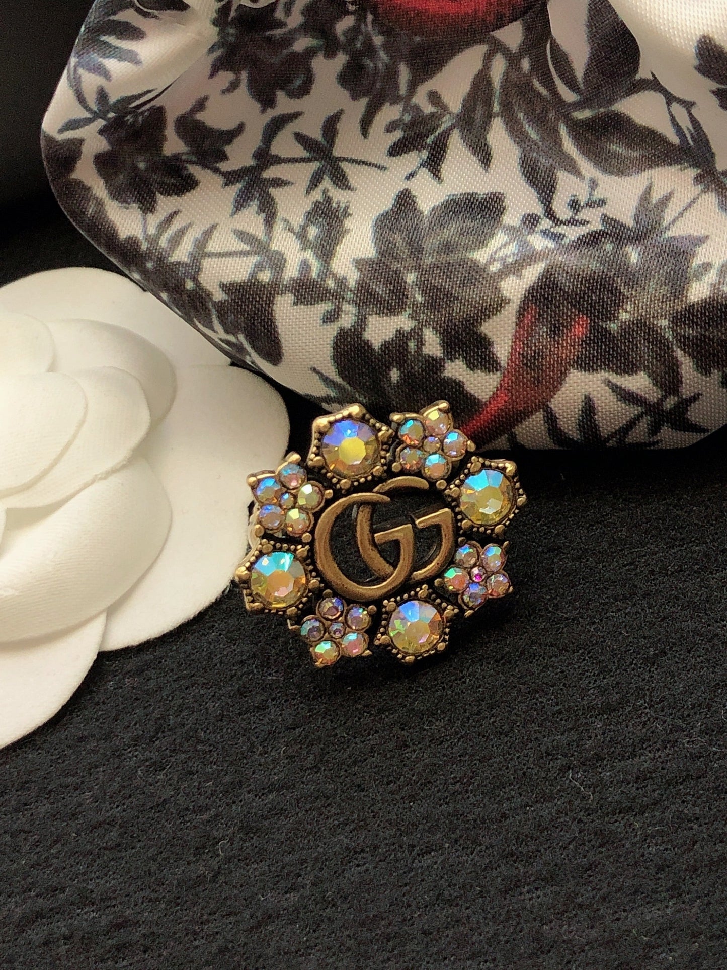 18K GG Crystal Flower Ring