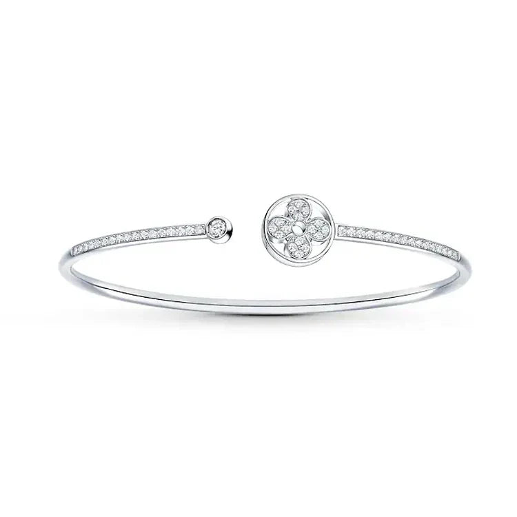 18K Louis Idylle Blossom Twist Bracelet